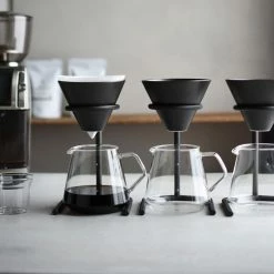 Kinto SCS-S04 Brewer Stand Set 4 Kuppia, Steel -Bialetti shop kinto scs s04 brewer stand set 3441